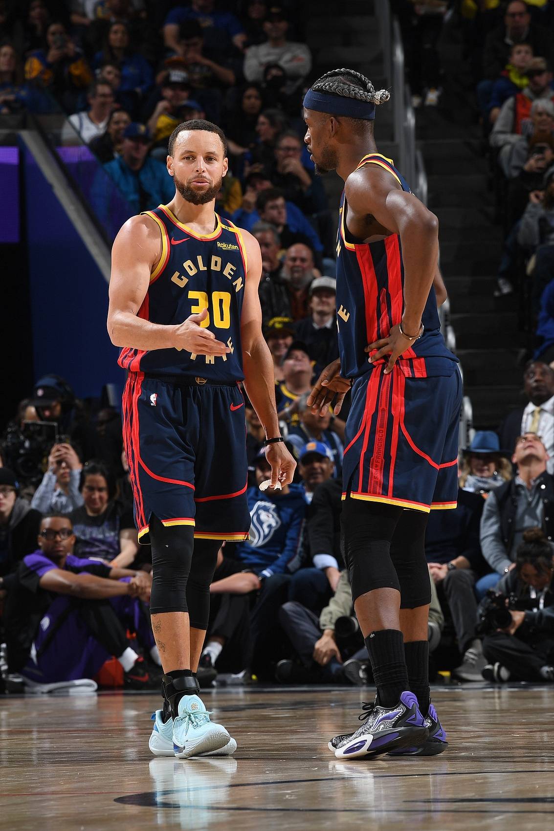 唐斯复出首战，巴特勒状态火爆，猛龙成为焦点！-爱游戏官网