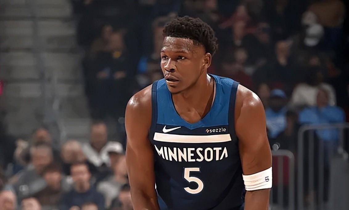 米切尔爆发新星，命运悬念刷新纪录，热火球队迎来希望！-爱游戏